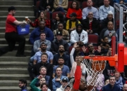 开云在线直播-公牛险胜对手，拉文表现抢眼