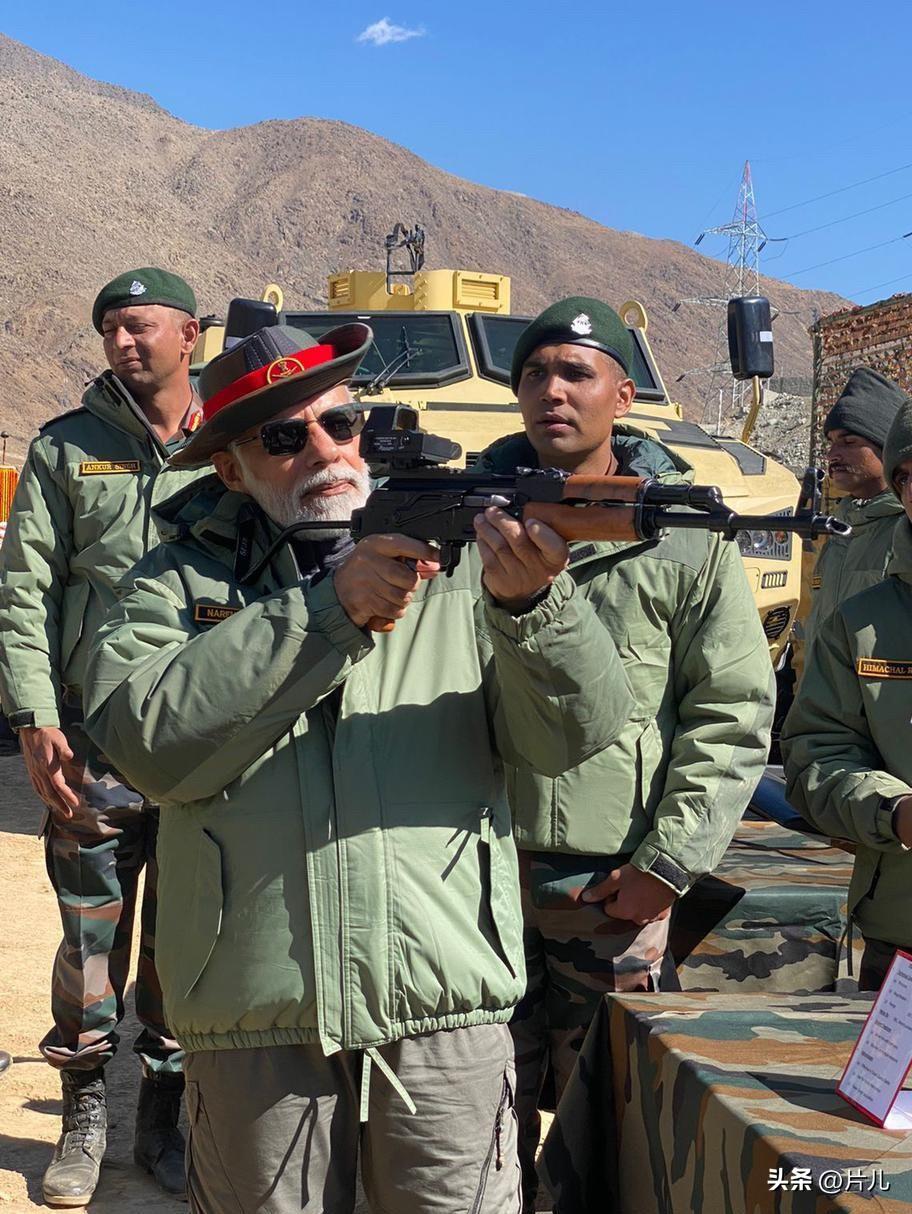 印度羽毛球队爆冷韩国羽毛球队，辛杜三分雨点燃全场的简单介绍