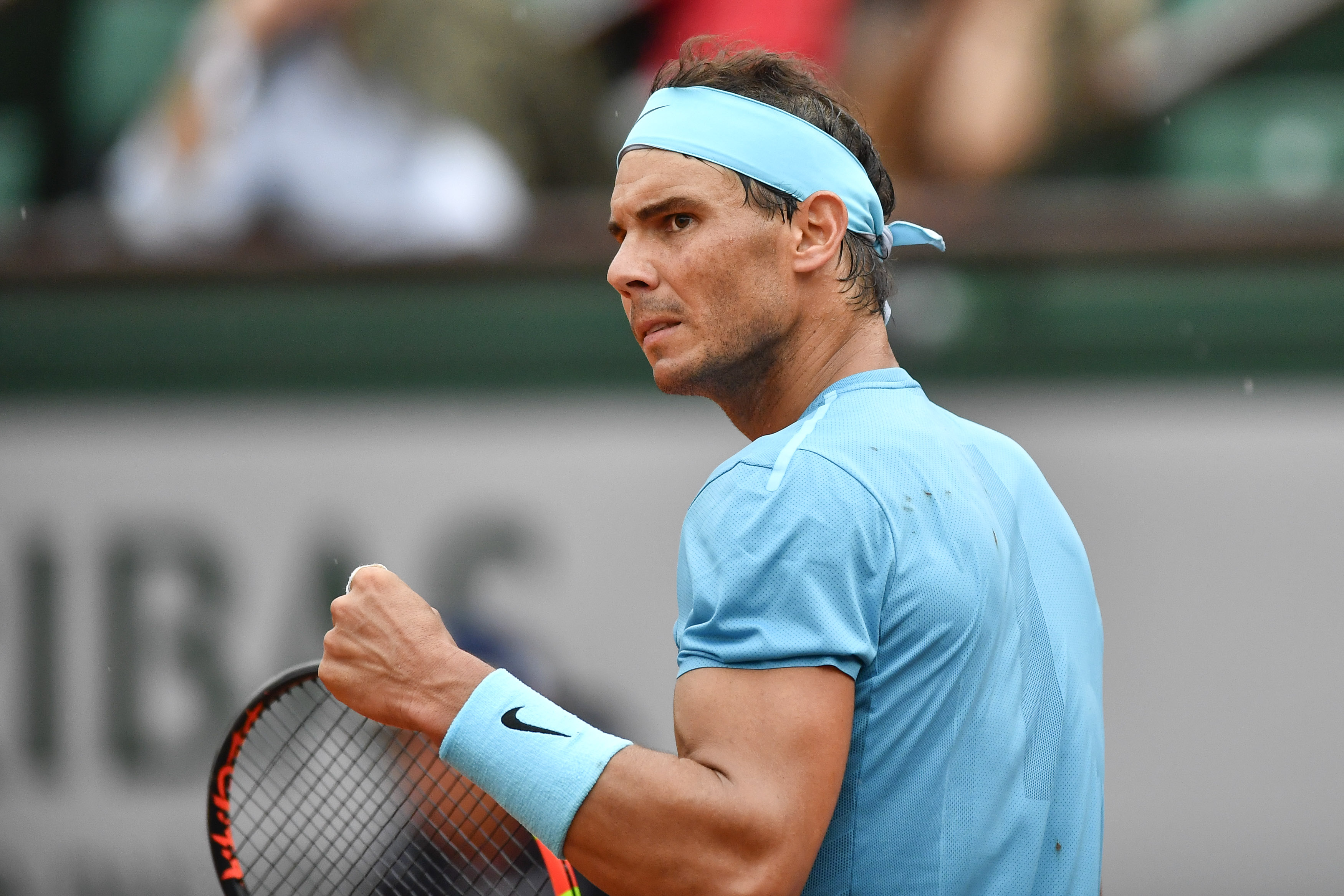 关于法国网球队鏖战英国网球队，纳达尔打破历史纪录的信息