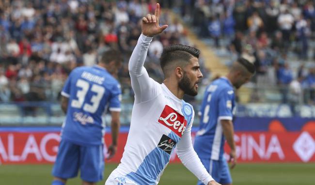 包含那不勒斯逆转罗马，豪取客场胜利的词条