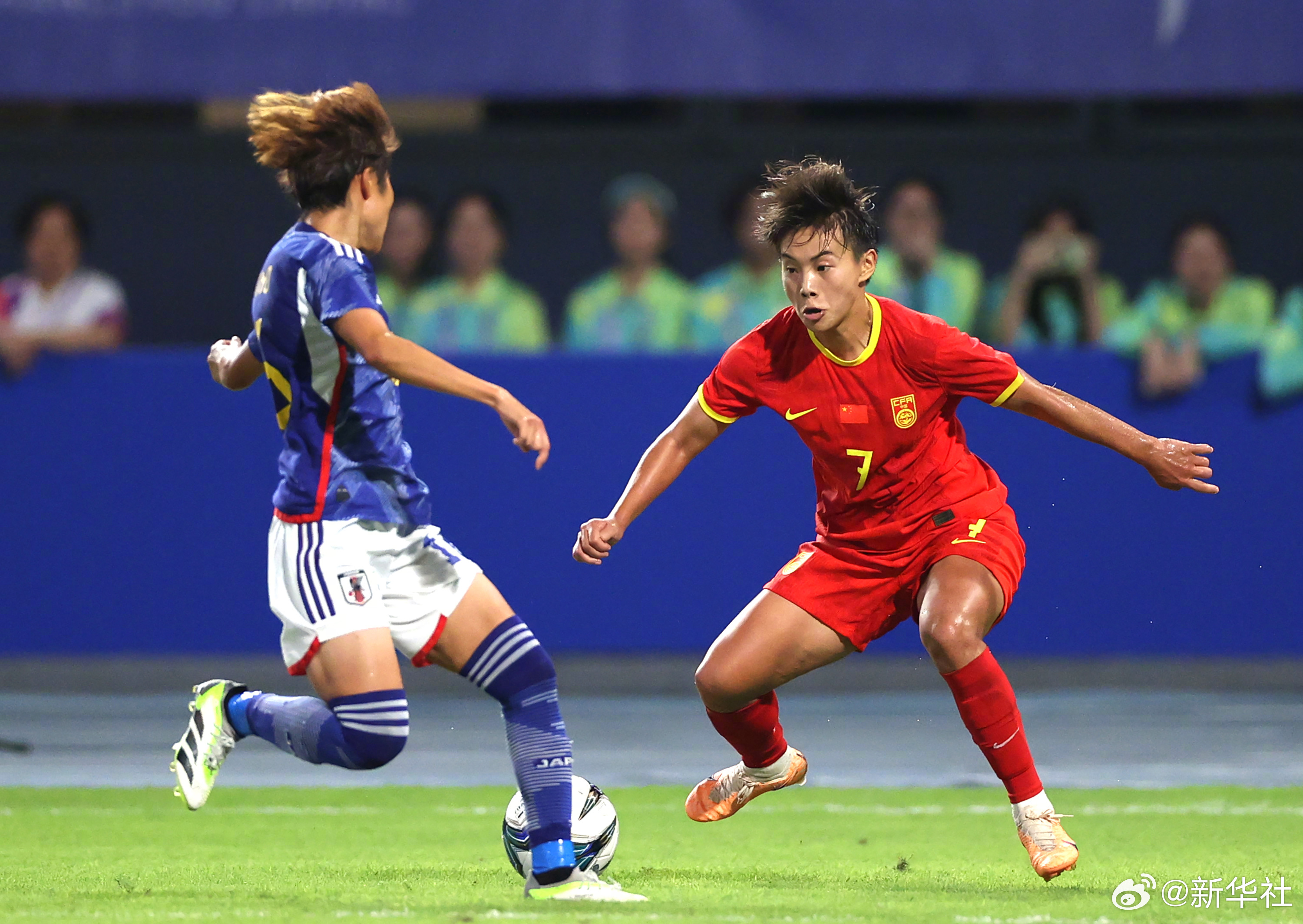 亚洲女足锦标赛决赛中的精彩对决