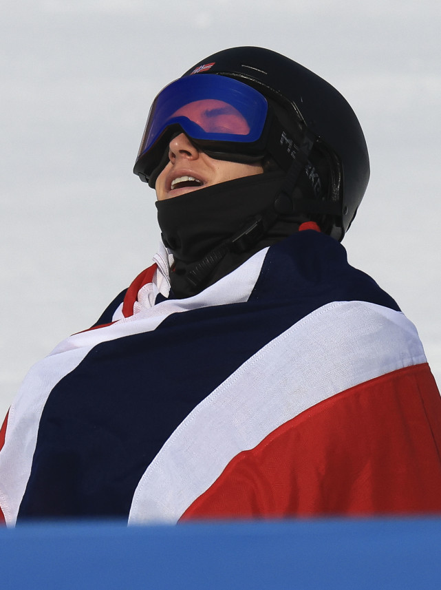 关于挪威男子滑雪选手飘逸动作获全场掌声的信息