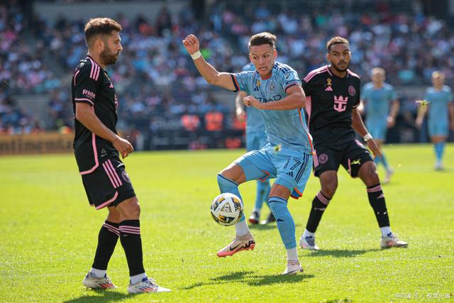 瓦拉多利德客场不敌对手，主帅面临压力的简单介绍