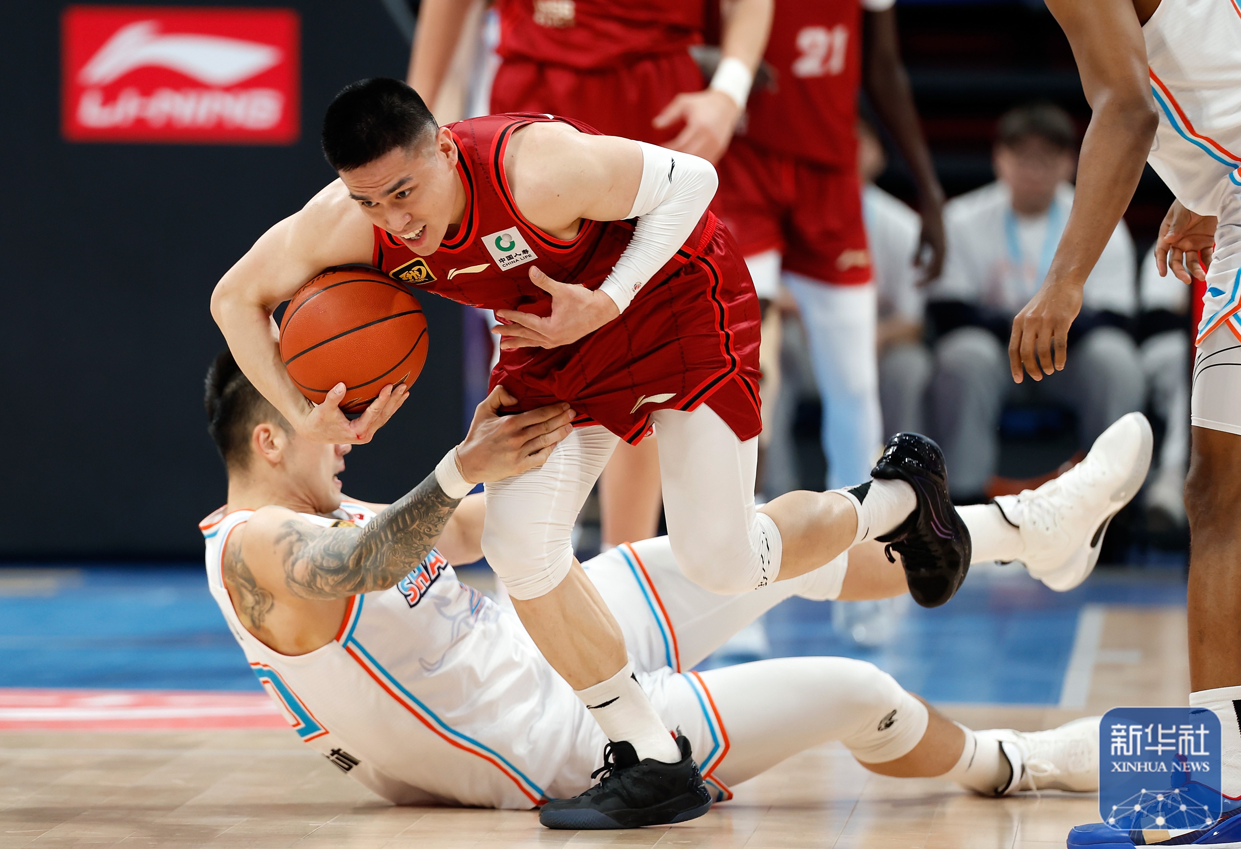 北京男篮客场战胜浙江队，实现四连胜