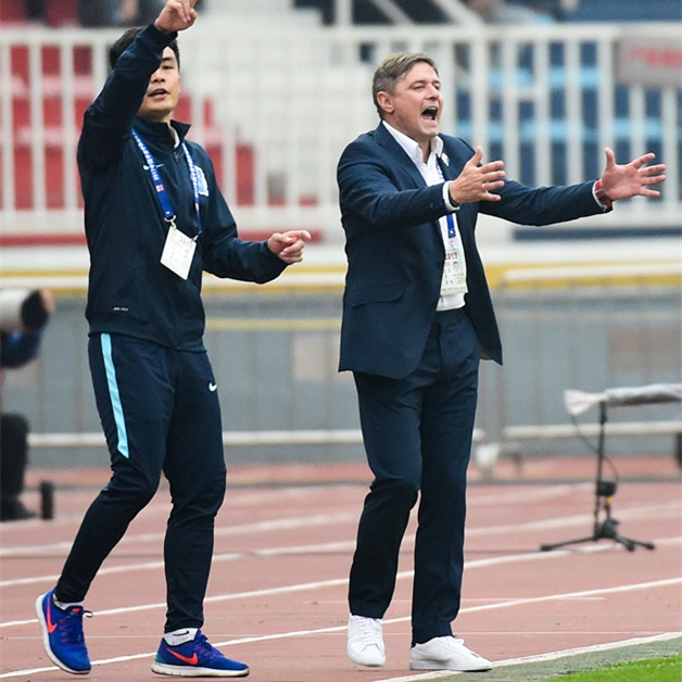 富力客胜：广州富力客场大胜武汉三镇，稳步上升的简单介绍