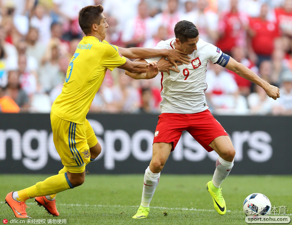 包含波兰鏖战比利时，莱万一己之力扛起全队的词条