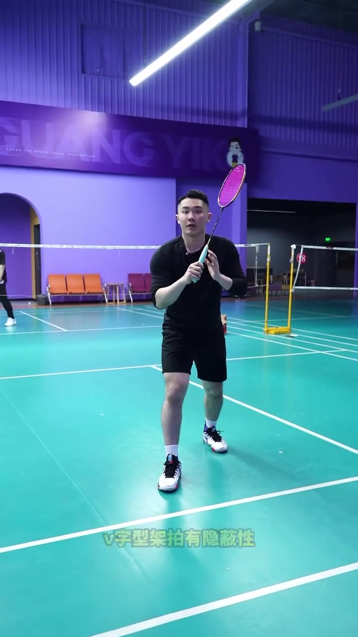 马来西亚羽毛球队轻取泰国羽毛球队，陶菲克统治全场的简单介绍