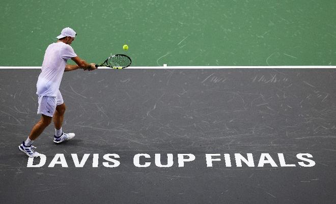 包含戴维斯杯横扫温网，兹维列夫关键制胜的词条