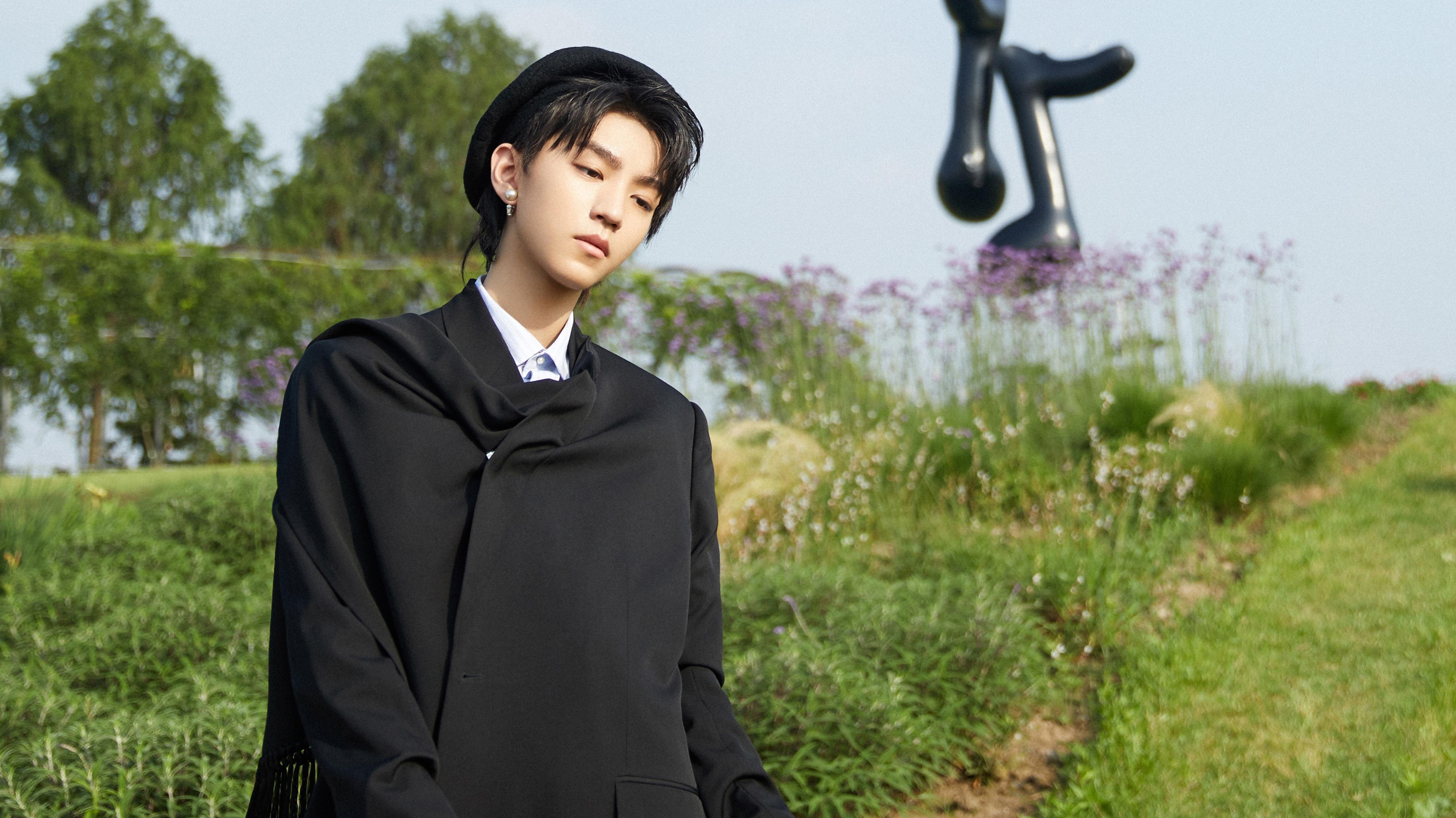 莱比锡红牛铁血防守锁死埃及，克瓦拉茨赫利亚一剑封喉成关键先生