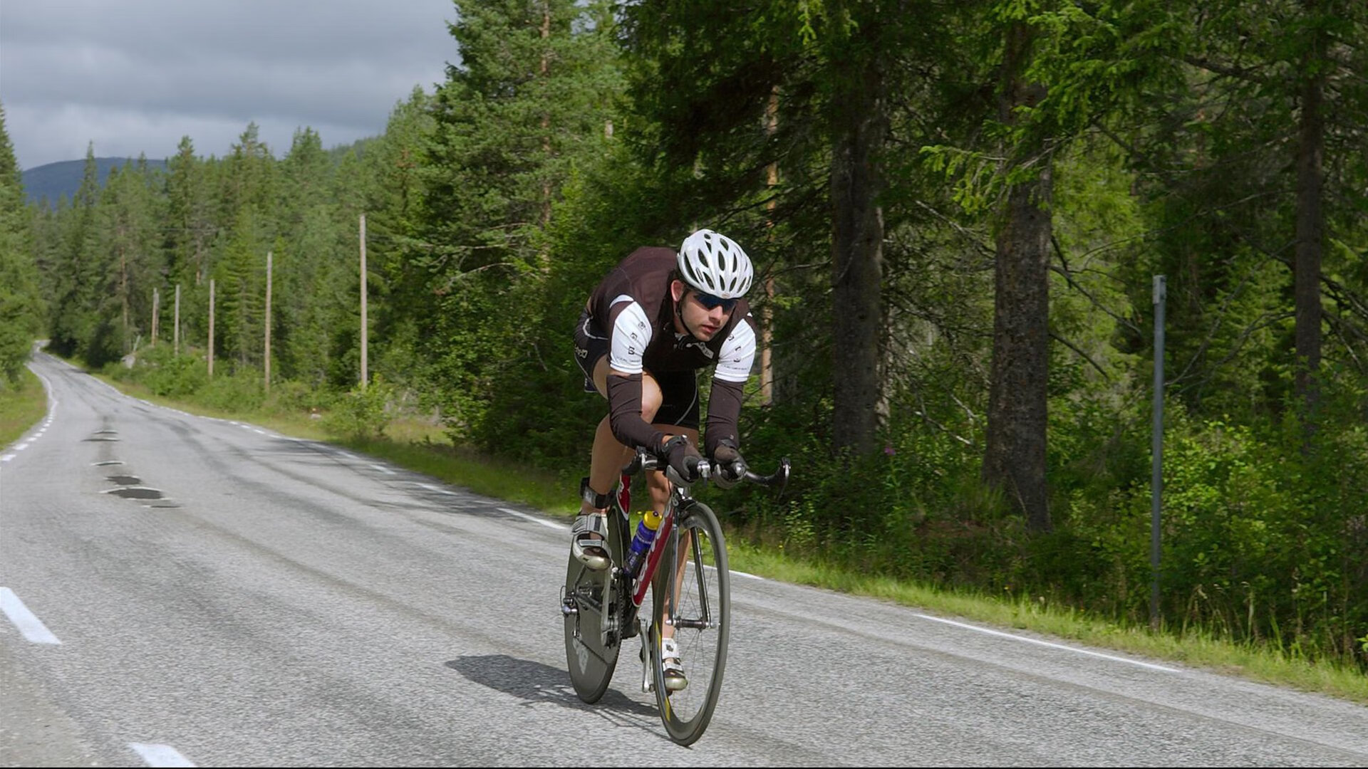 逆袭风暴，辽宁制霸勇士，浓眉化身关键先生改写历史