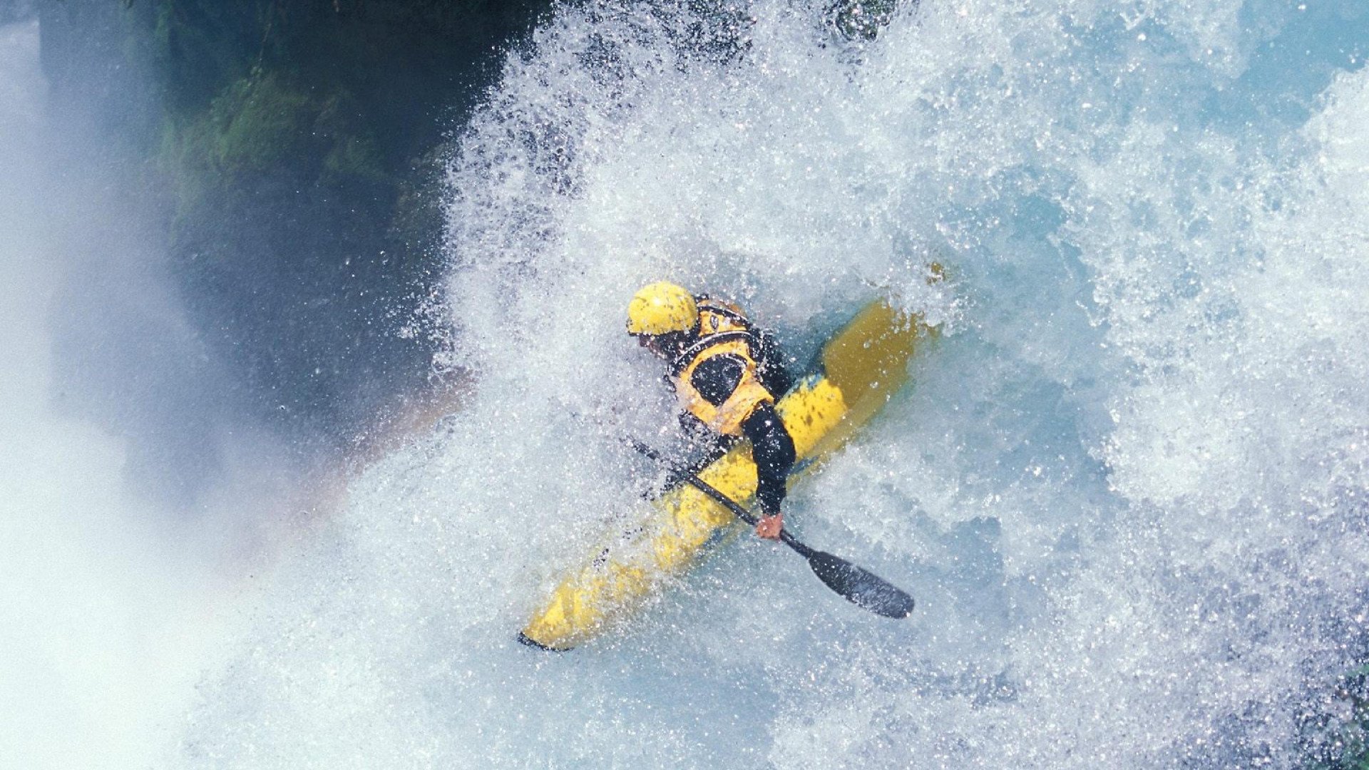 绿茵与硬木的双重奏,西甲德比的硝烟与火箭的升空时刻