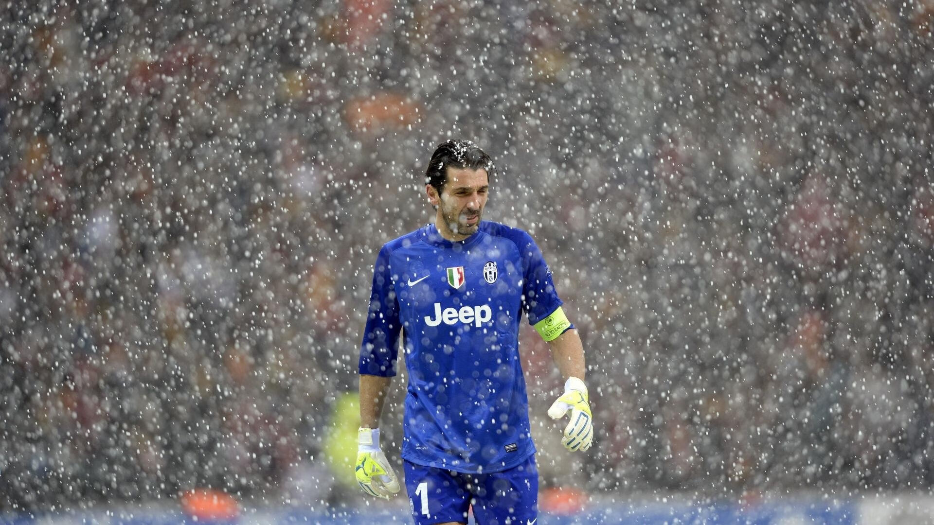 绿茵场与硬木地板的交响，当西甲德比遇上森林狼的逆袭