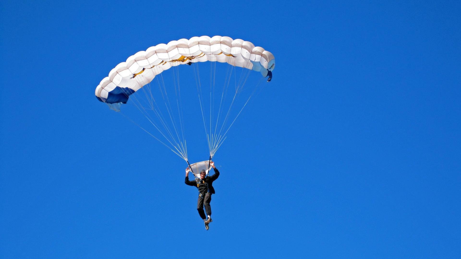 布伦森数据全面爆炸，当唯一性成为撕裂快船防线的利刃